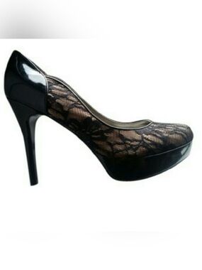 Guess by Marciano Andrea Pump
